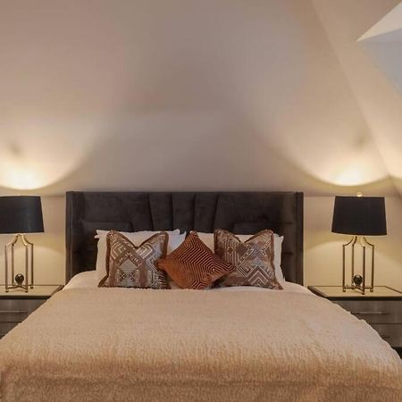 Luxury Penthouse - Castle Views - 2 Bed & Parking Apartamento Windsor Exterior foto